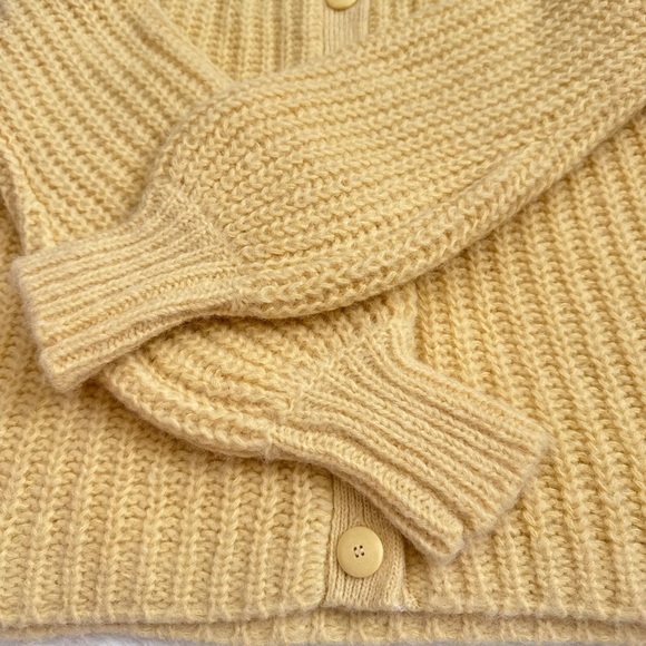 Sezane Emile cardigan butter yellow xxs with free tote bag/ NWT - Picture 8 of 13